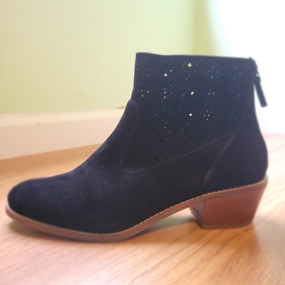 Cole Haan Womens Jayne Black Laser Cut Booties Size 8.5 B